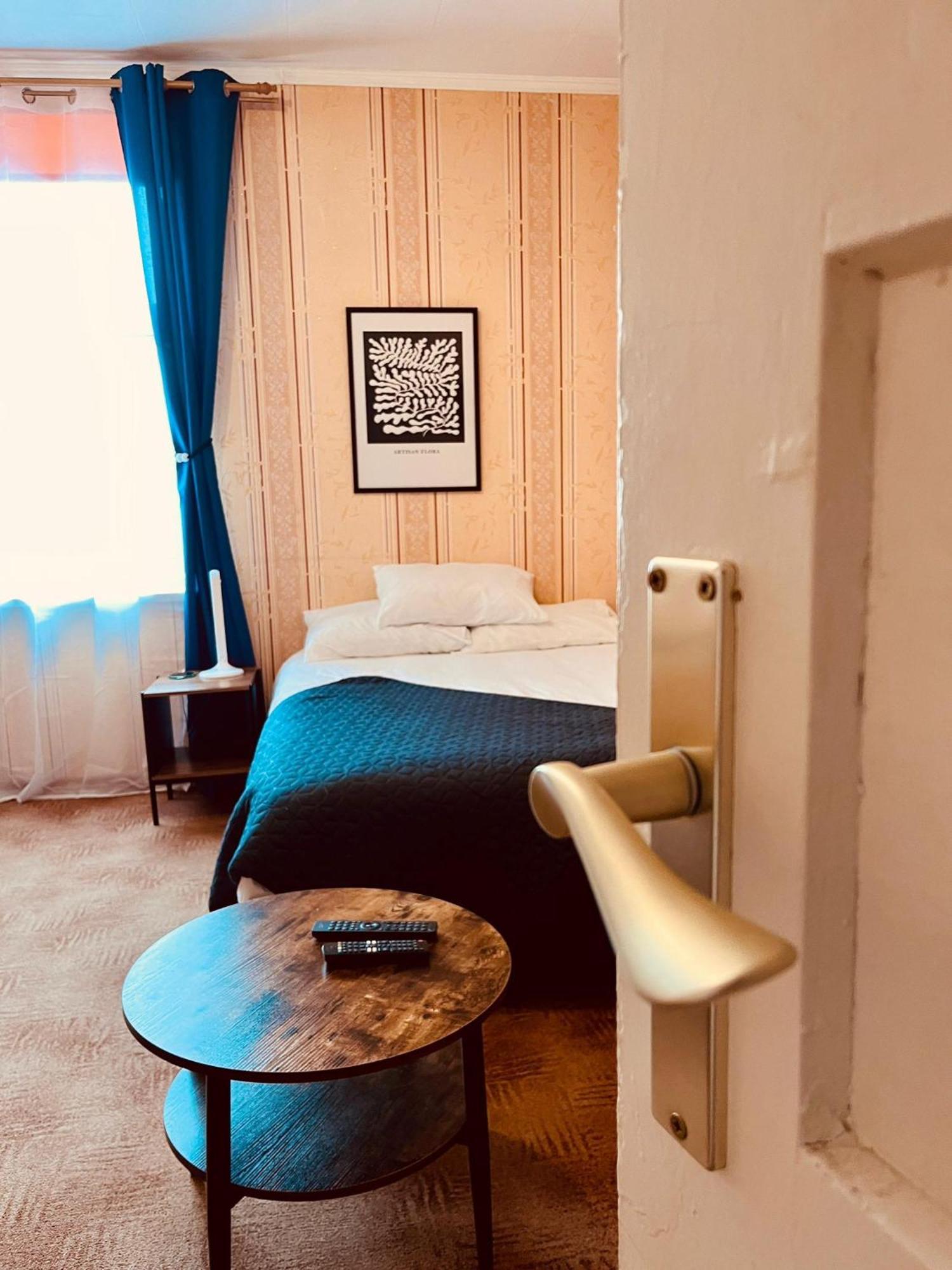 Old Town Apartment Кулдига Экстерьер фото